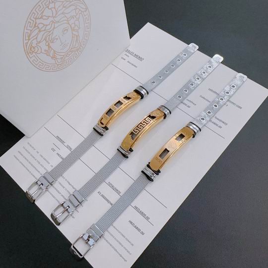 Versace bracelet 11lyh211